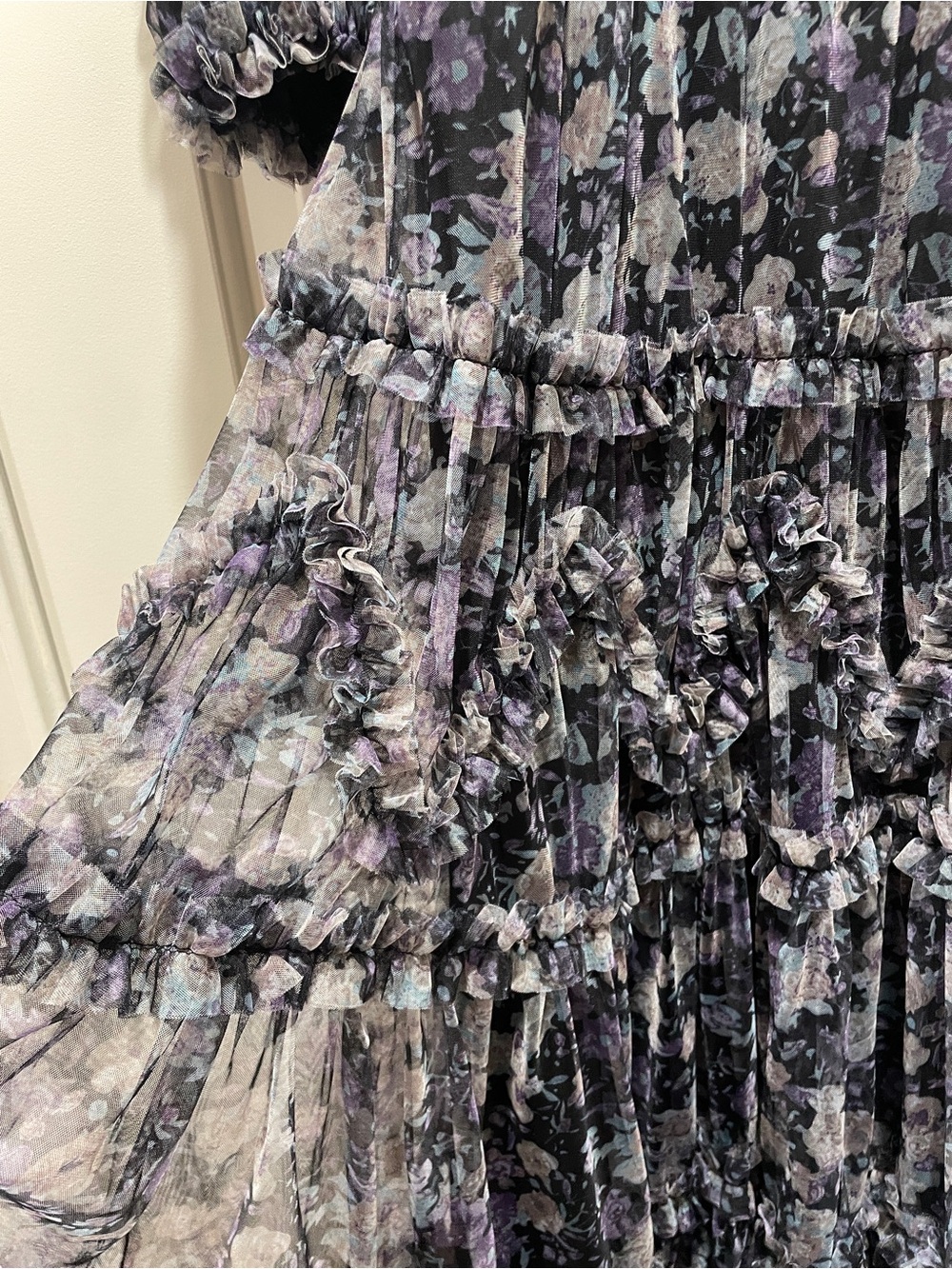 Ivy City Co Floral Catherine Dress in Black floral - Picture 2 of 5